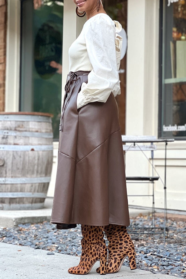 Stylish Faux Leather Belted Skirt 