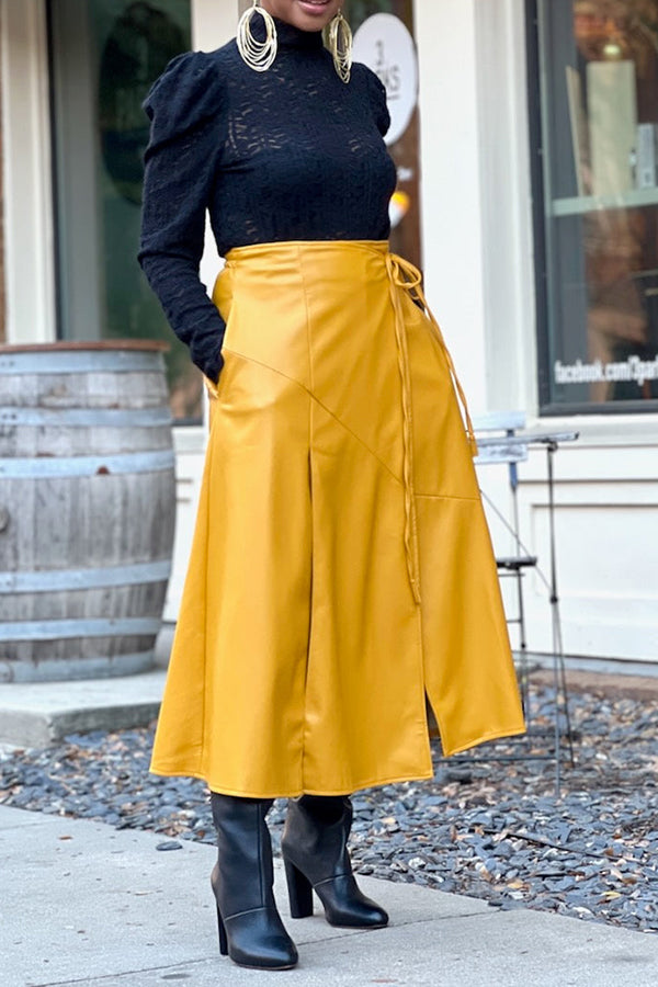 Stylish Faux Leather Belted Skirt 