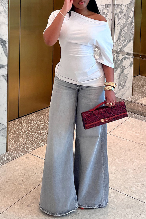 Chic Light Washed Wide Leg Pants