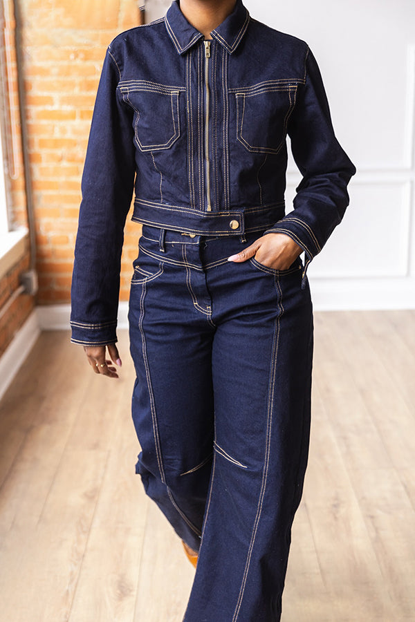 Stylish Topstitched Double Pocket Denim Short Jacket