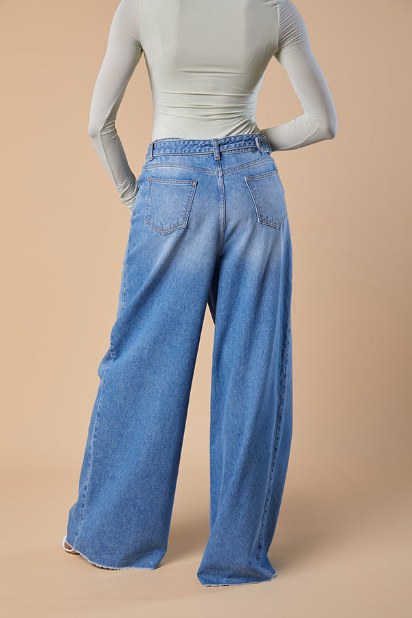 Vintage Light Washed Straight Leg Jeans